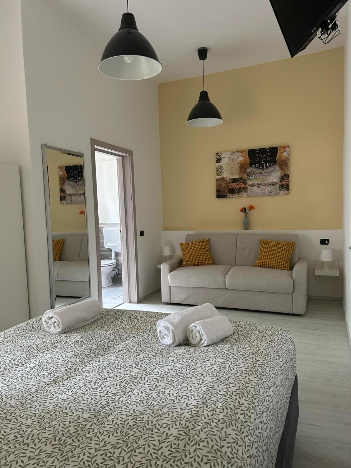 מלון דסנזאנו דל גארדה Casa Giulietta מראה חיצוני תמונה